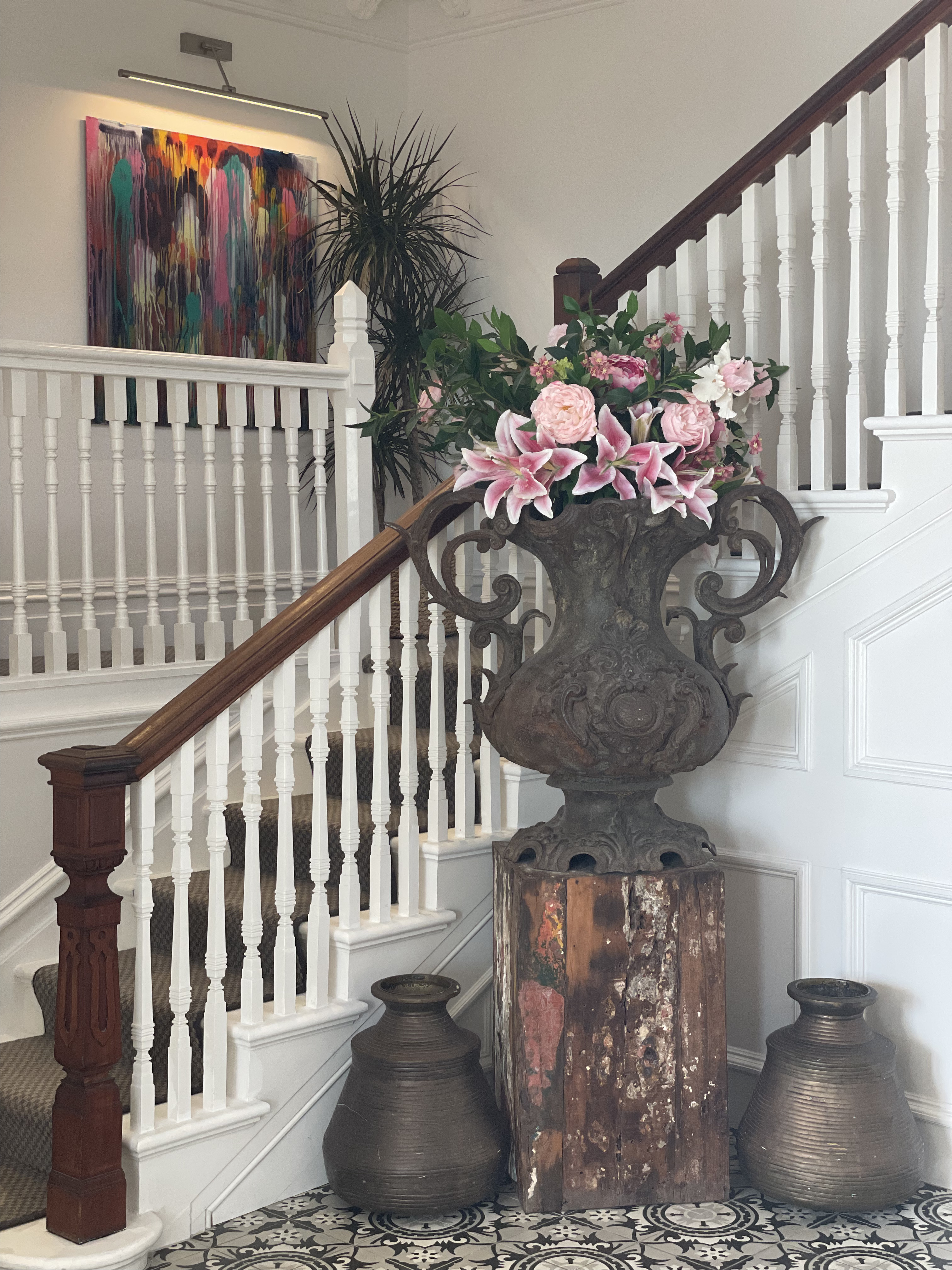 Cliffhanger House interior